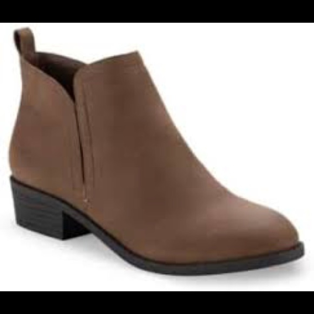 Sun + Stone Minimalist Cadee Ankle Comfy Tan  Boot